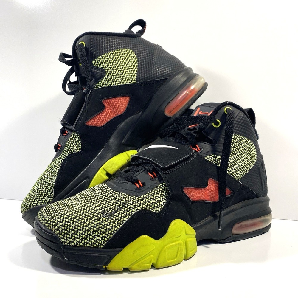 Nike Mens Size 9.5 Diamond Turf 6 Black Hyper Punch Volt 725155-003